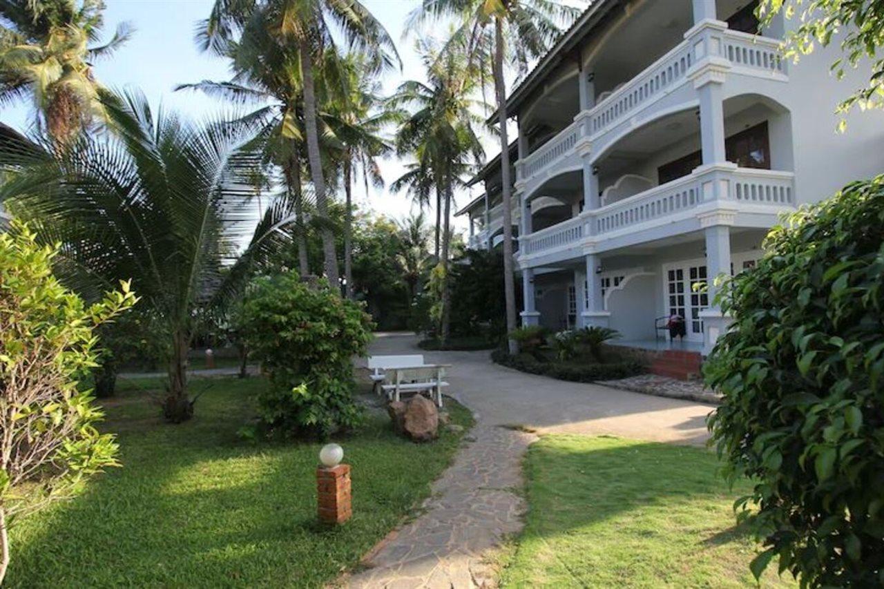 Little Paris Resort Phan Thiet Exterior photo