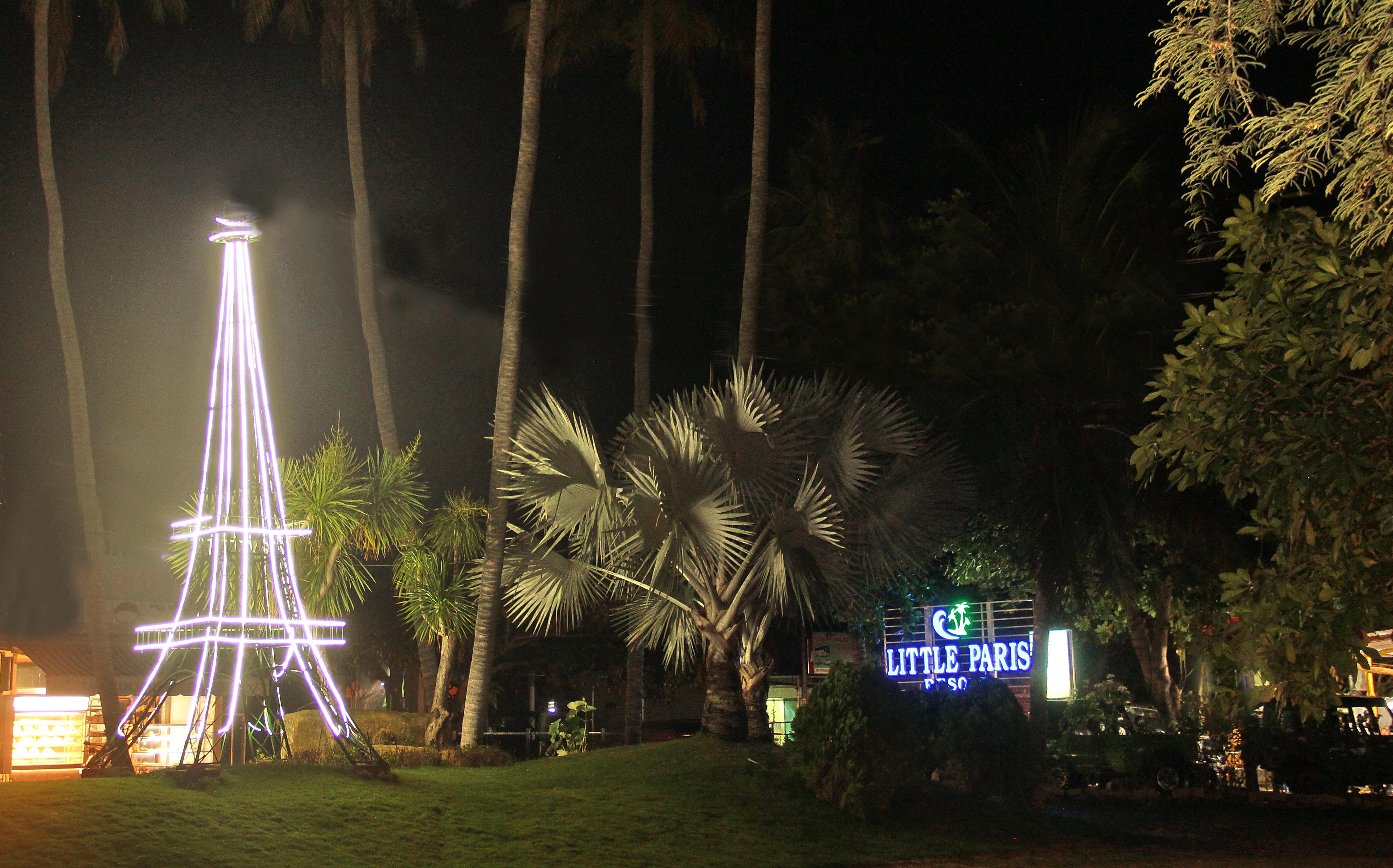 Little Paris Resort Phan Thiet Exterior photo