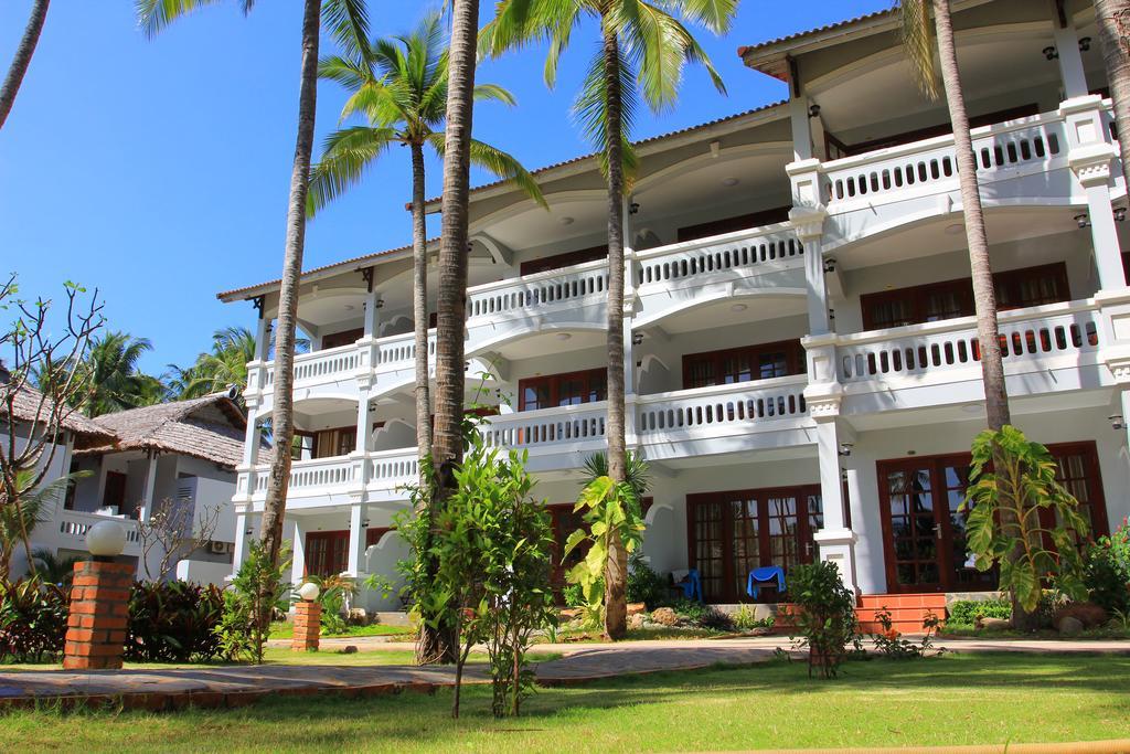 Little Paris Resort Phan Thiet Exterior photo